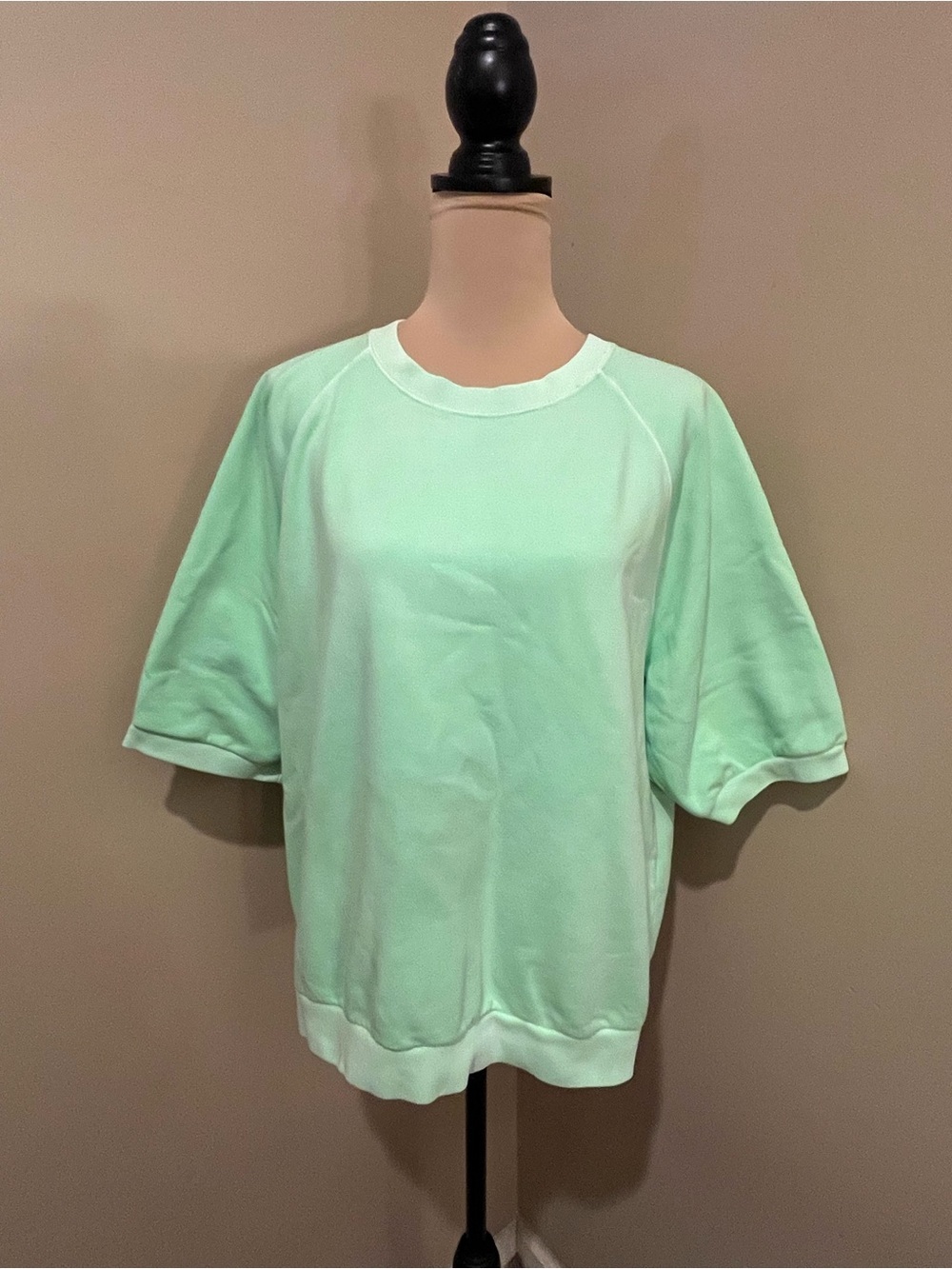 GAP Pistachio Green Fleece Short Sleeve Crew, size XL